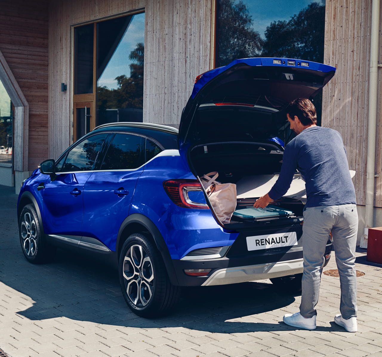 Renault Japon ルノー キャプチャー