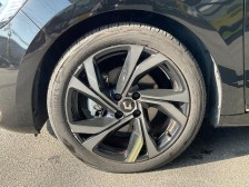 9800185a30251107w00226