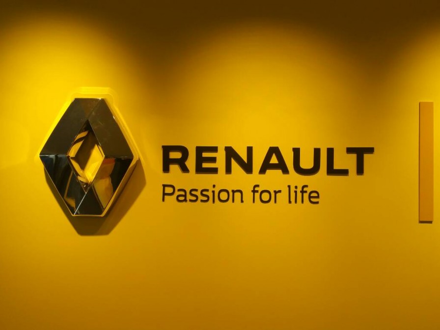 Renault Japon ルノー福岡 ディーラー別中古車情報