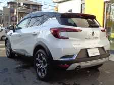 フランスの最新SUVはアスリートのしなやかな筋肉を彷彿させる躍動的でダイナミックなエクステリアデザインを纏う