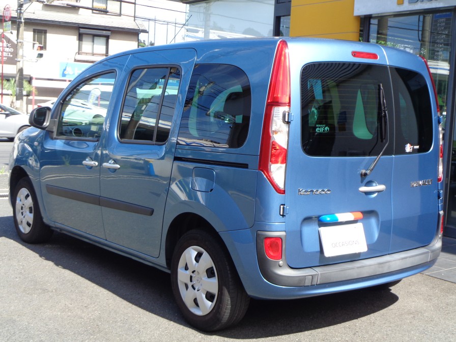 車内容積と使い勝手をとことん追求したら、この形になりました。今でもワン＆オンリーのカングーです。
