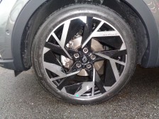 19インチでも乗り心地は損なわれずルノーらしさに溢れます