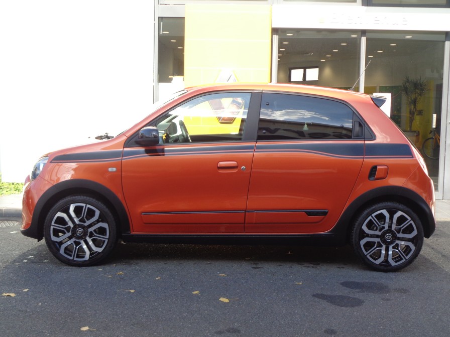 愛らいボディは見た人をほほ笑ませてくれます。お子様からお年寄りまですべての世代の方に好評です。