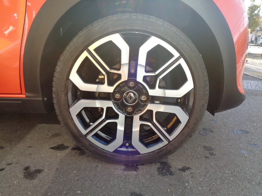 コンセプトカー「TwinRun」そのままのデザインを採用