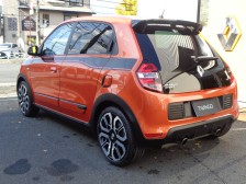 往年の名車「ルノー5」を彷彿とさせるリアヴューは色褪せることはありません