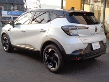 フランスの最新SUVはアスリートのしなやかな筋肉を彷彿させる躍動的でダイナミックなエクステリアデザインを纏う