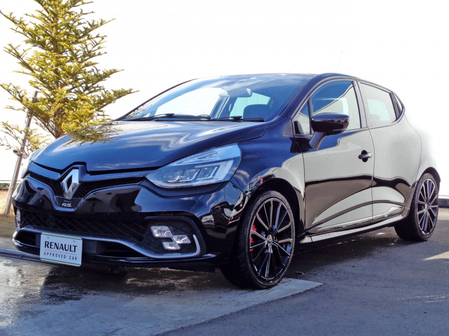 Renault Japon ルノー横浜青葉 ルノー ルーテシア R S トロフィー Etc 禁煙車