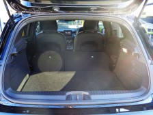 可倒式シートを倒せば、ここまで空間が広がります。