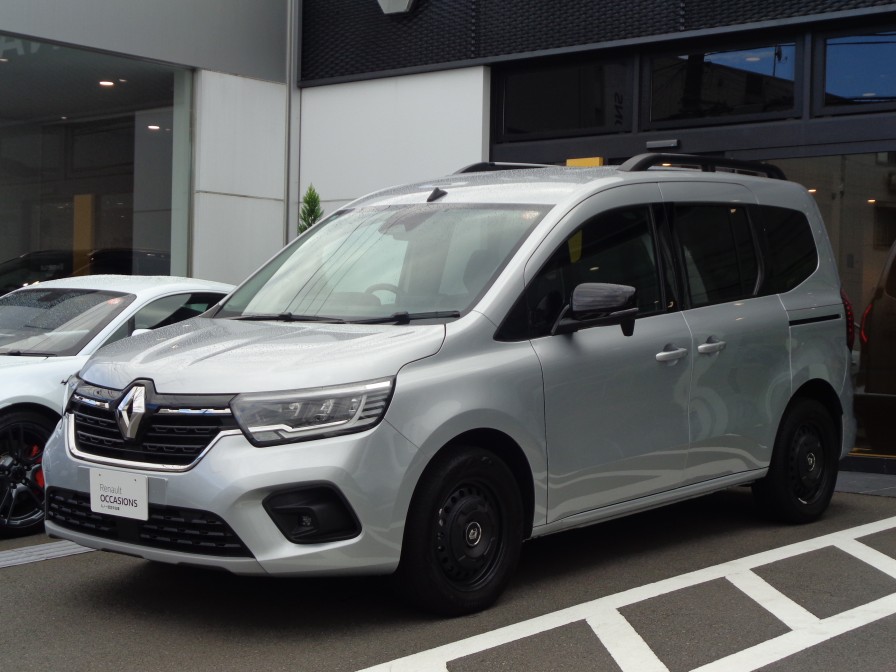(商談中)  カングー インテンス ディーゼル 新車保証継承　1.5クリーンディーゼルターボ　7速EDC　ETC　両側スライドドア　ダブルバックドア　自動ハイビームLED　リアカメラ　リアパーキングセンサー　スマートフォンミラーリング機能