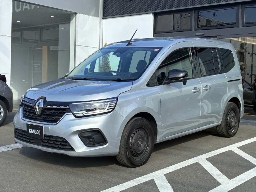 カングー INTENS  ディーゼル  新車保証　7速EDC　ETC　バックカメラ  当店デモカー！