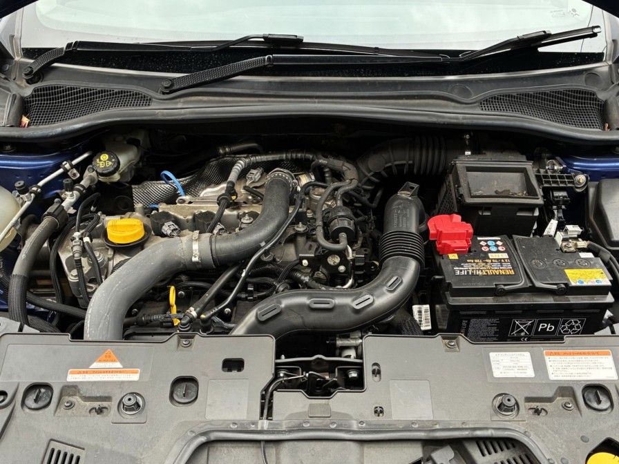 1.2L ４気筒ターボエンジンは2000rpmから最大トルクを生み出し、市街地から高速道路まであらゆるシーンでドライビングプレジャーと余裕のある走りを提供。