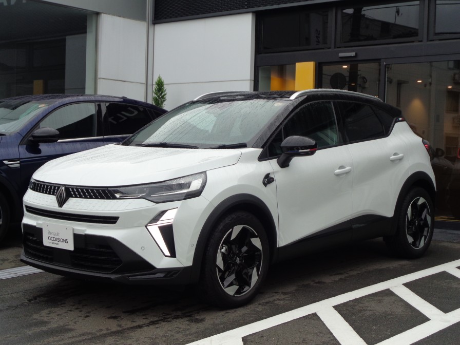キャプチャー  テクノ  マイルドハイブリッド  新車保証継承  ETC  7EDC  トリコロールエンブレム（フロント・リア）  ドラミラートリコロールデカール  テクノ専用１８インチアロイホイール  バックカメラ