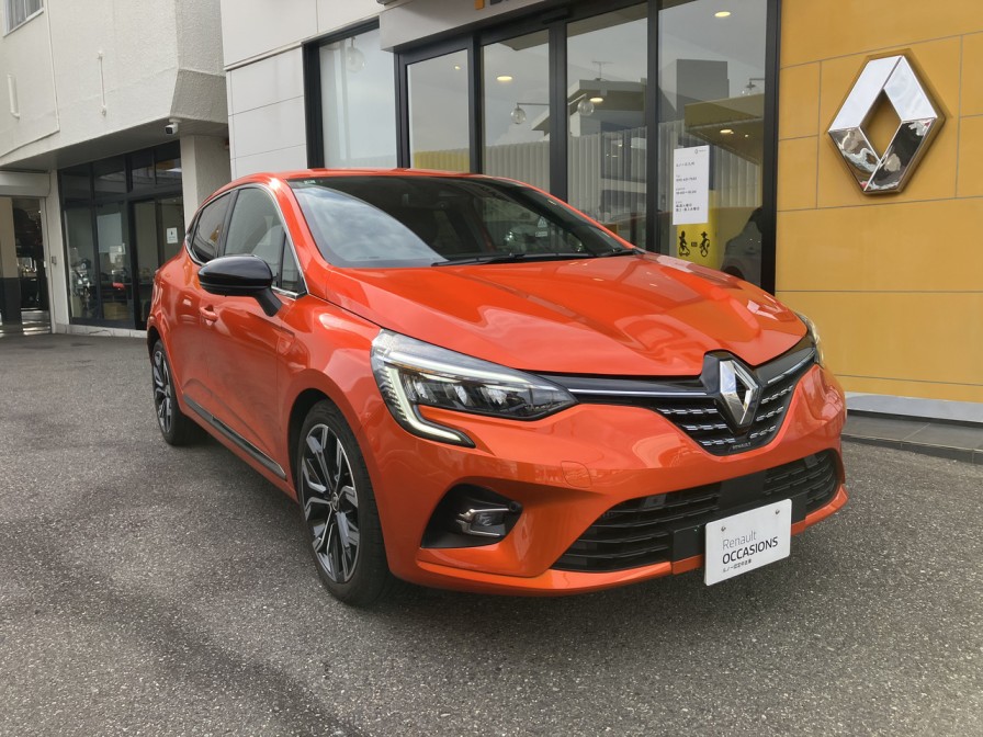 ルノー　ルーテシア　インテンス　プラス　認定中古車　当店デモカー　革シート