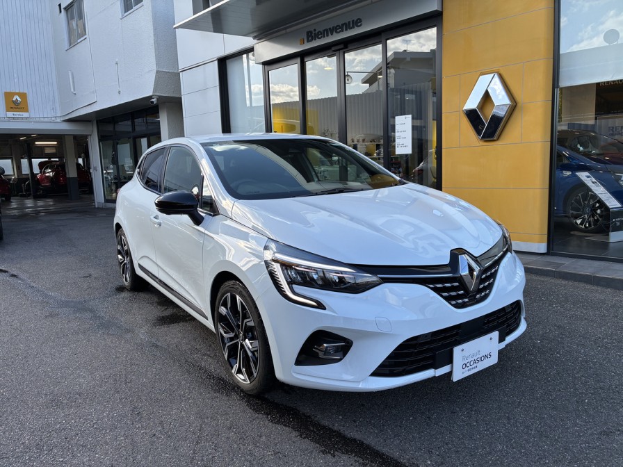 ルノー　ルーテシア　アントラクト　E-TECH　フルハイブリッド