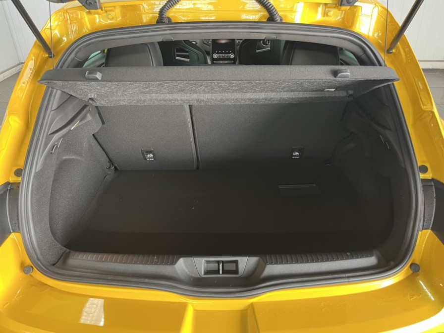 Renault Japon | ルノー枚方 ルノーメガーヌRSトロフィーEDC